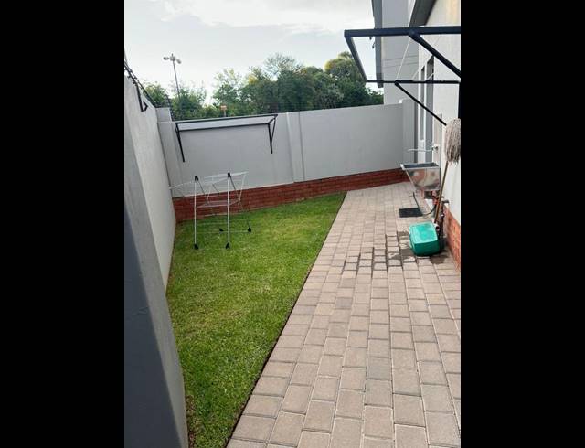 3 BEDROOM COMPLEX FOR SALE IN EQUESTRIA